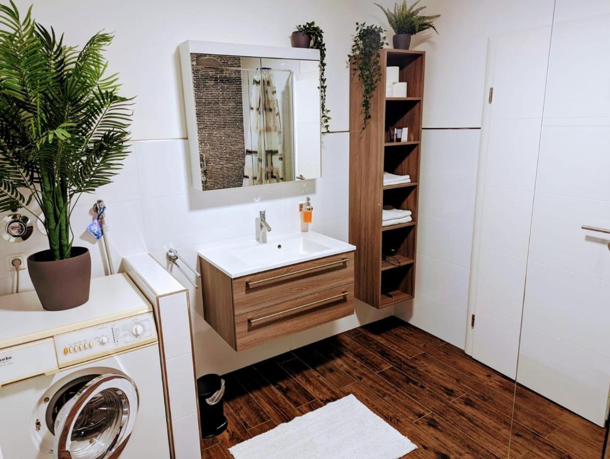 Nittenau Ferienwohnung Jobst - Ruhig Mit Blick Ins Gruene מראה חיצוני תמונה